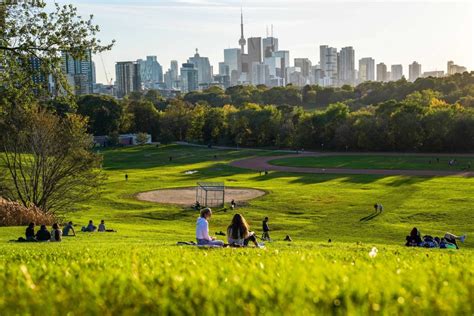 A tour of Toronto’s ridiculous park rules